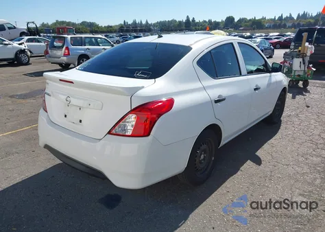 2017 Nissan Versa 1.6 S+ z USA, uszkodzony, nr VIN 3N1CN7AP9HL846423